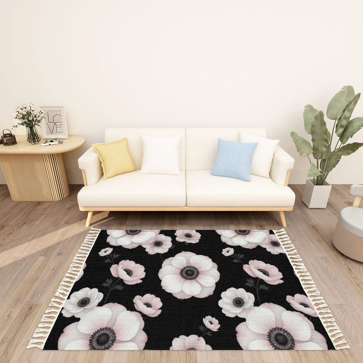 Anemony Noir — Rug with tassels